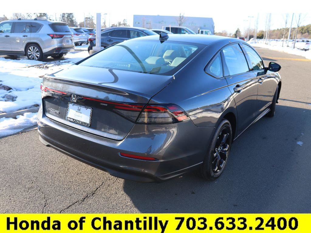 Certified 2025 Honda Accord SE image 7