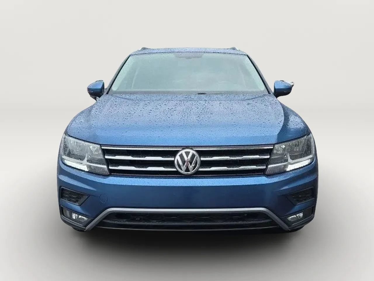 Used 2018 Volkswagen Tiguan SEL AWD/4WD image 4