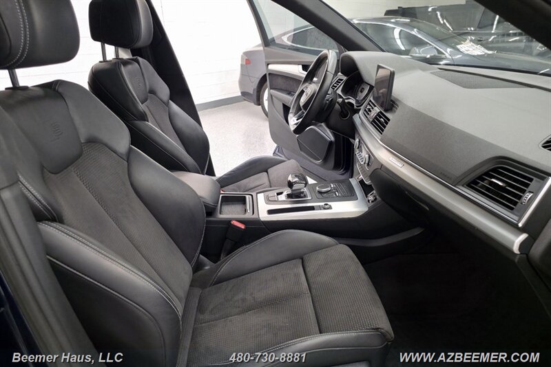 Used 2019 Audi SQ5 Premium w/ Convenience Package AWD/4WD image 19
