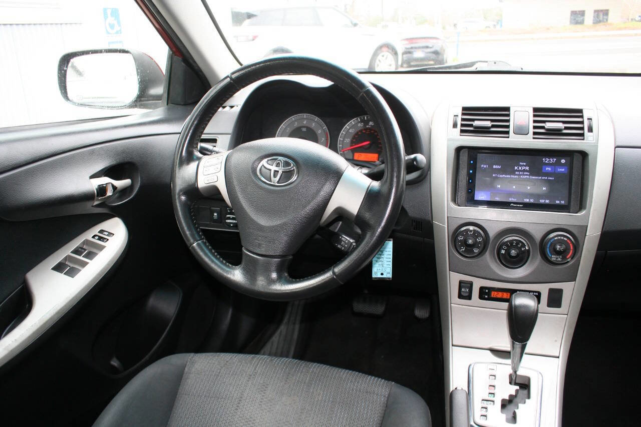 Used 2010 Toyota Corolla S image 12