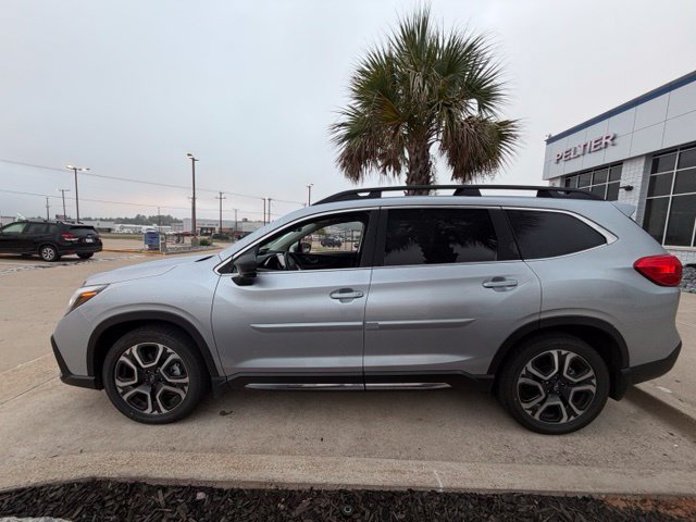Used 2025 Subaru Ascent Limited AWD/4WD image 5