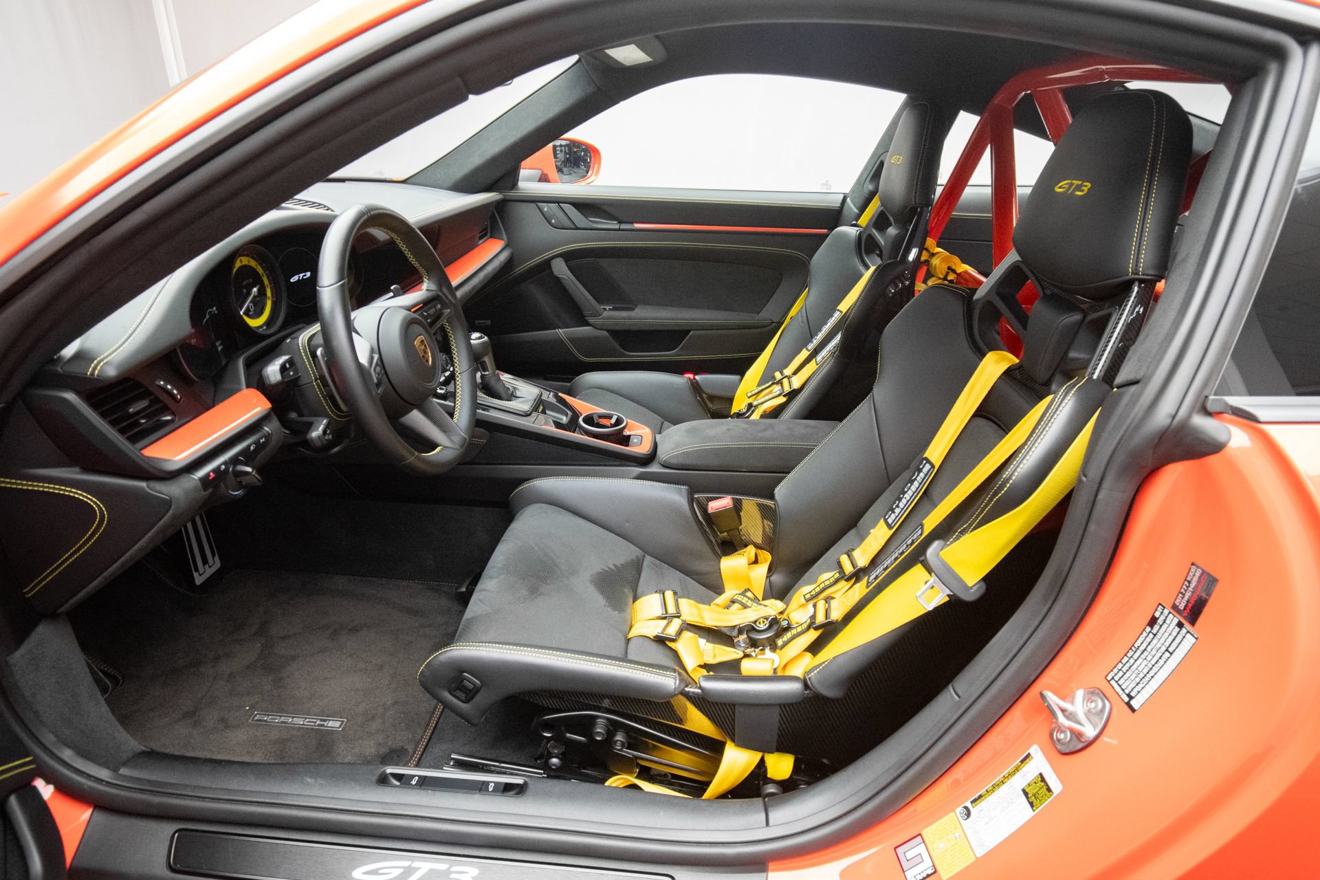 Used 2022 Porsche 911 GT3 RWD image 11