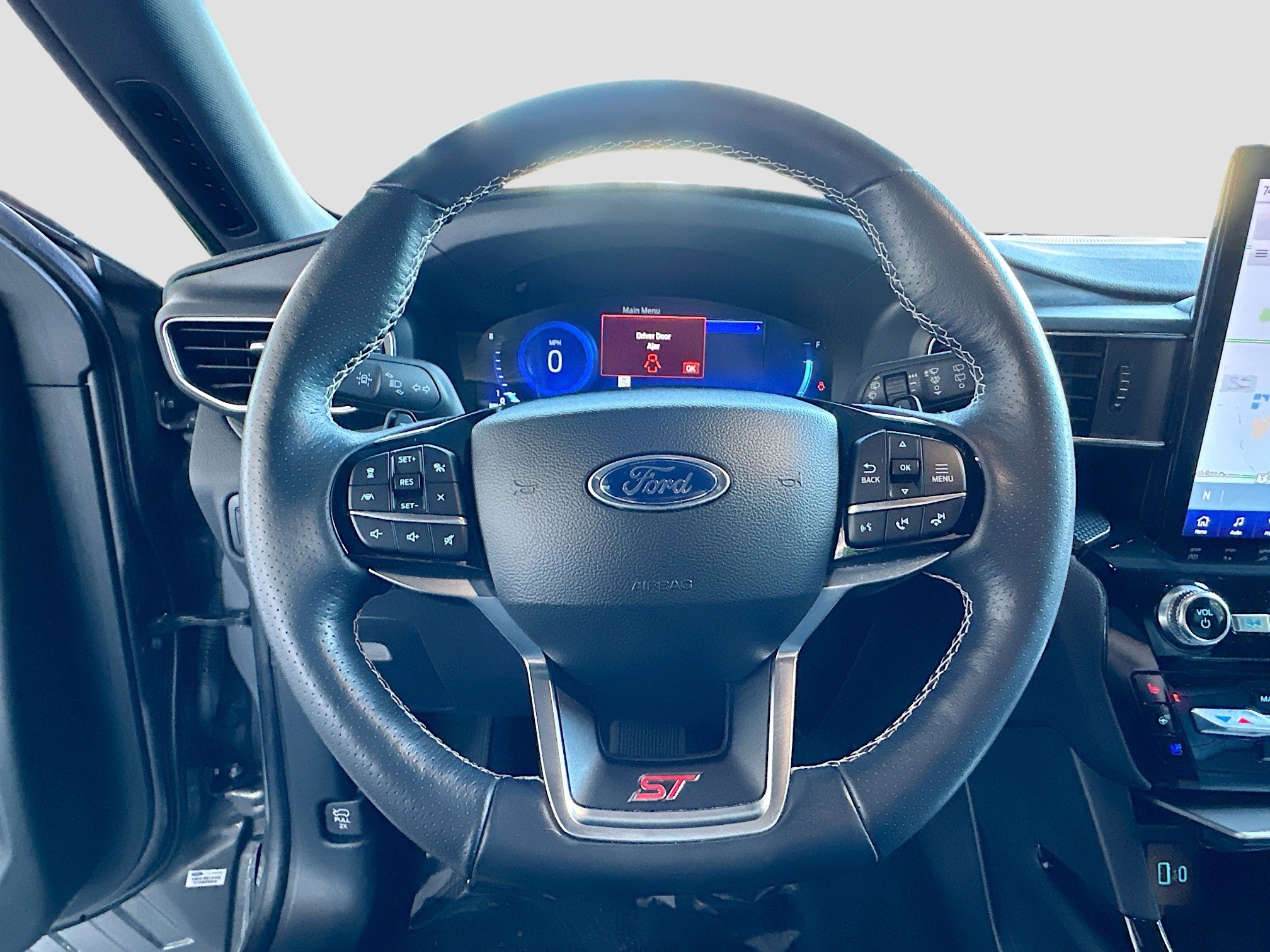 Used 2023 Ford Explorer ST w/ Equipment Group 401A image 11