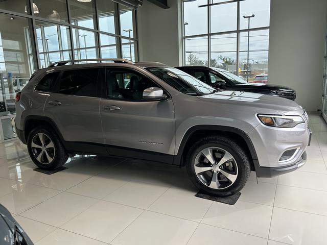Used 2020 Jeep Cherokee Limited AWD/4WD image 6