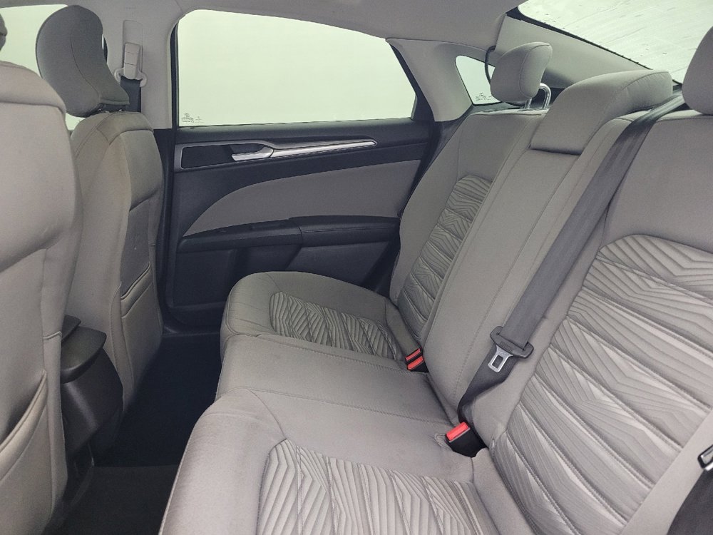 Used 2016 Ford Fusion S image 18