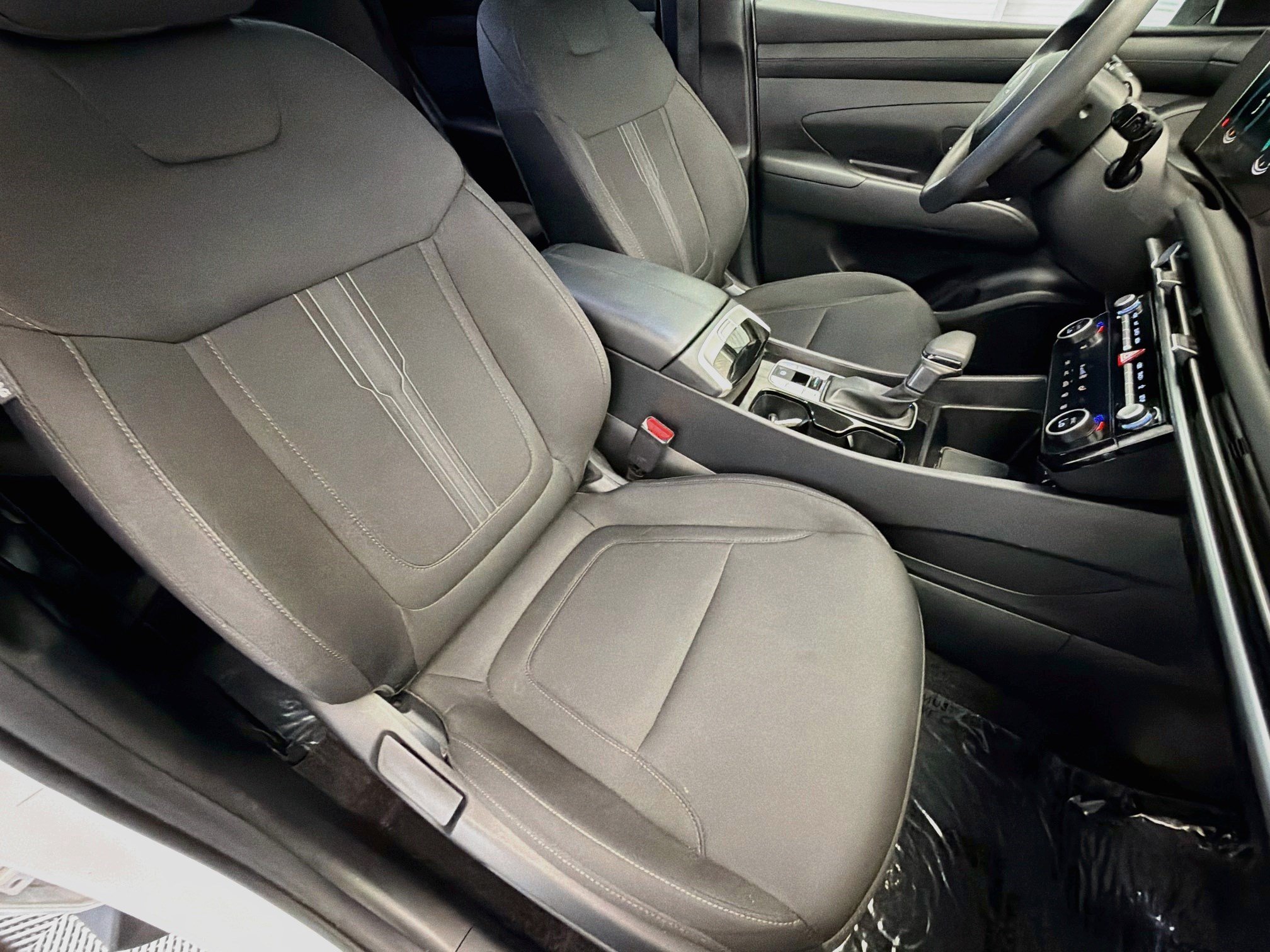 Used 2025 Hyundai Tucson SEL FWD image 16
