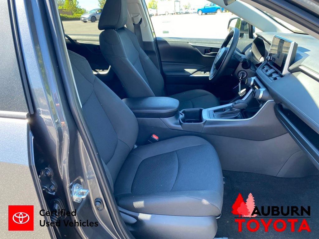 Certified 2025 Toyota RAV4 LE FWD image 15