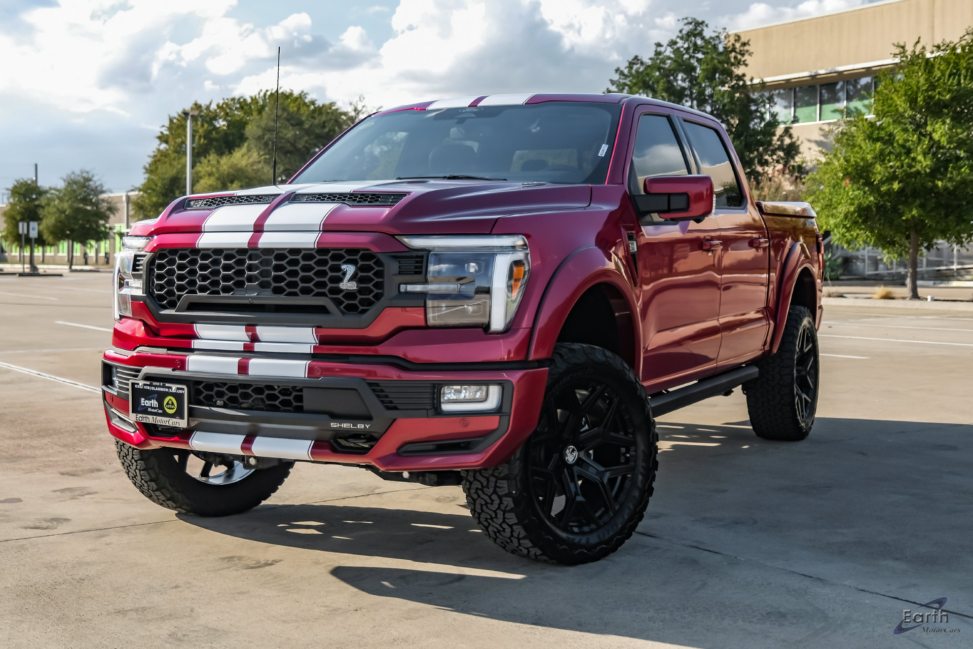 Used 2024 Ford F150 Lariat w/ Equipment Group 502A High AWD/4WD image 6