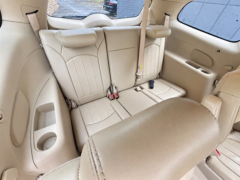 Used 2010 Buick Enclave CXL w/ Trailering Provision Package AWD/4WD image 11