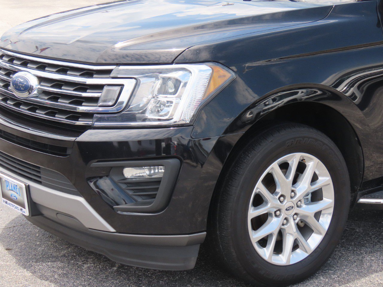 Used 2021 Ford Expedition XLT RWD image 3