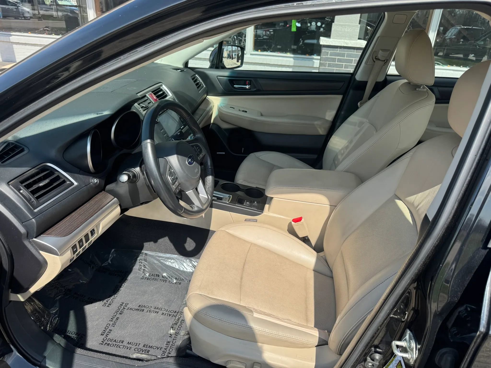 Used 2017 Subaru Legacy 2.5i Limited AWD/4WD image 10