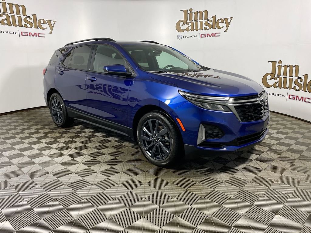 Certified 2023 Chevrolet Equinox RS w/ LPO, Floor Liner Package image 1