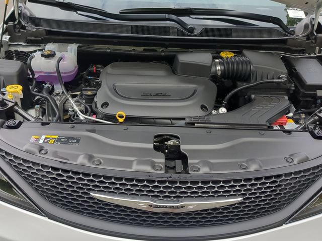 New 2025 Chrysler Voyager LX FWD image 25