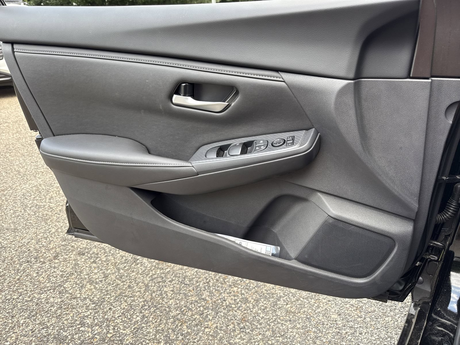 New 2025 Nissan Sentra SV w/ All-Weather Package FWD image 13