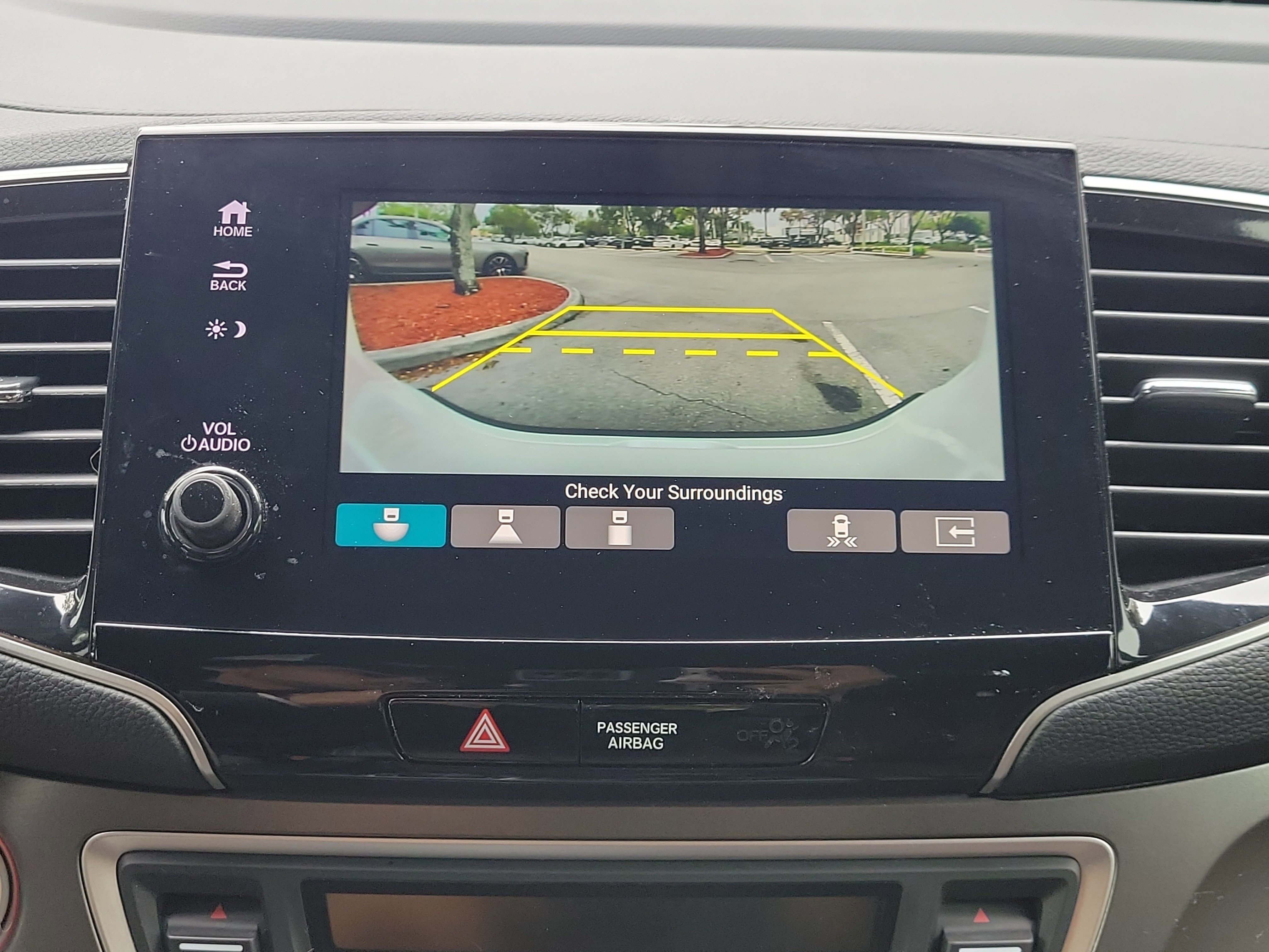 Used 2025 Honda Passport EX-L image 27