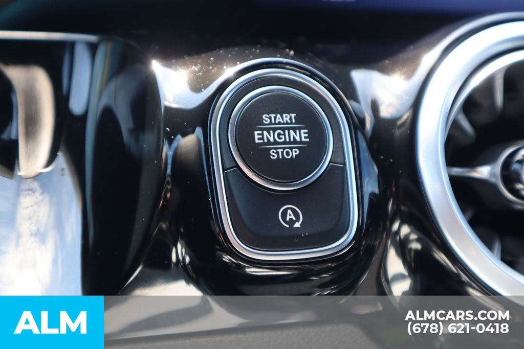 Used 2025 Mercedes-Benz GLA 250 image 33
