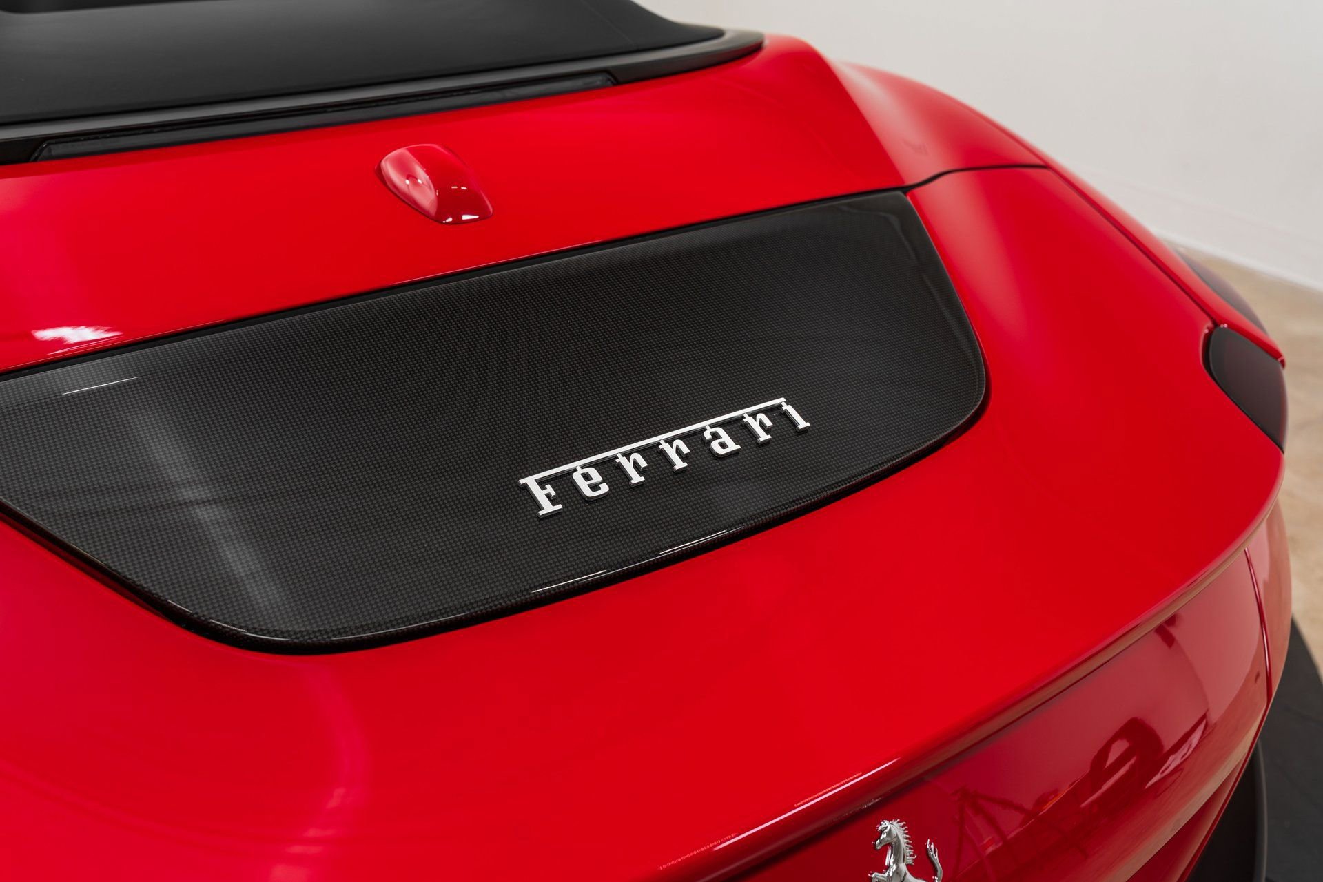 Certified 2025 Ferrari Roma Spider RWD image 52