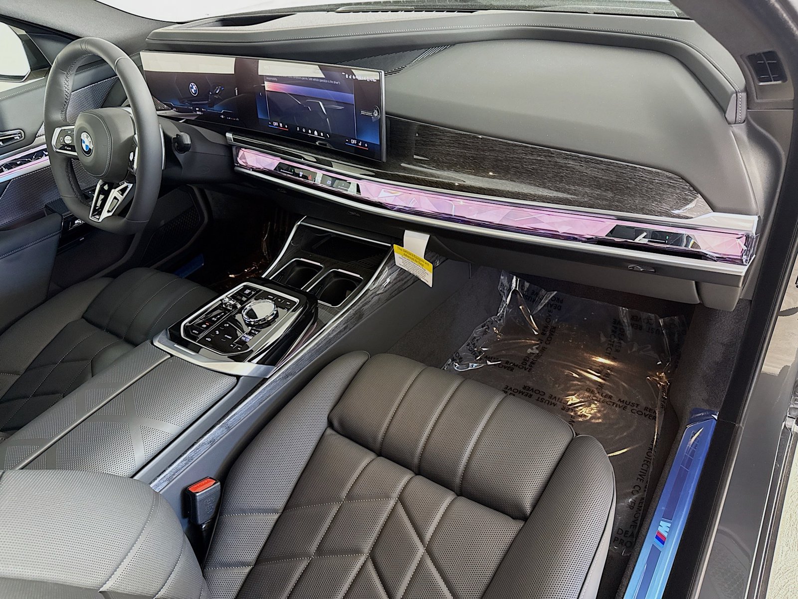 New 2026 BMW 760i xDrive w/ Premium Package AWD/4WD image 31