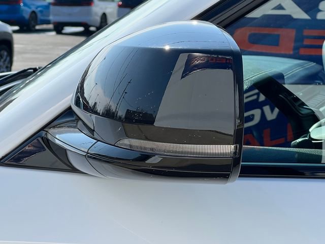 Used 2024 Jeep Grand Cherokee L Limited w/ Black Appearance Package image 44