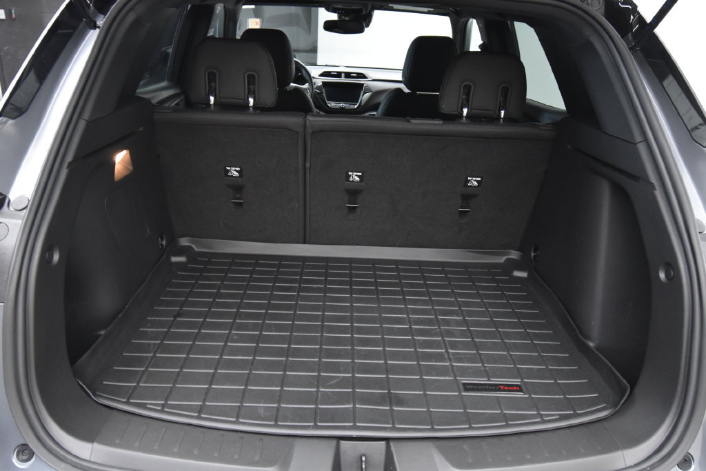Used 2021 Chevrolet TrailBlazer RS w/ Technology Package FWD image 21