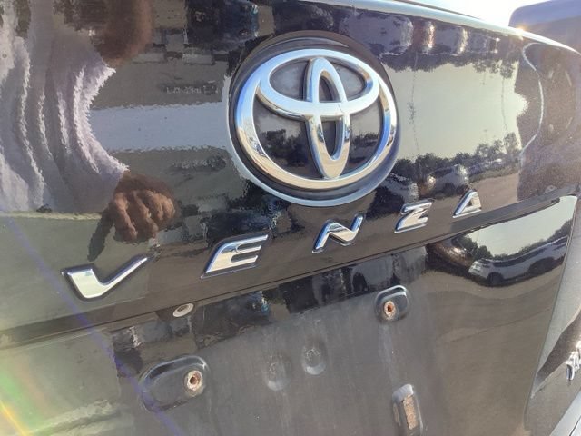 Used 2013 Toyota Venza XLE AWD/4WD image 23