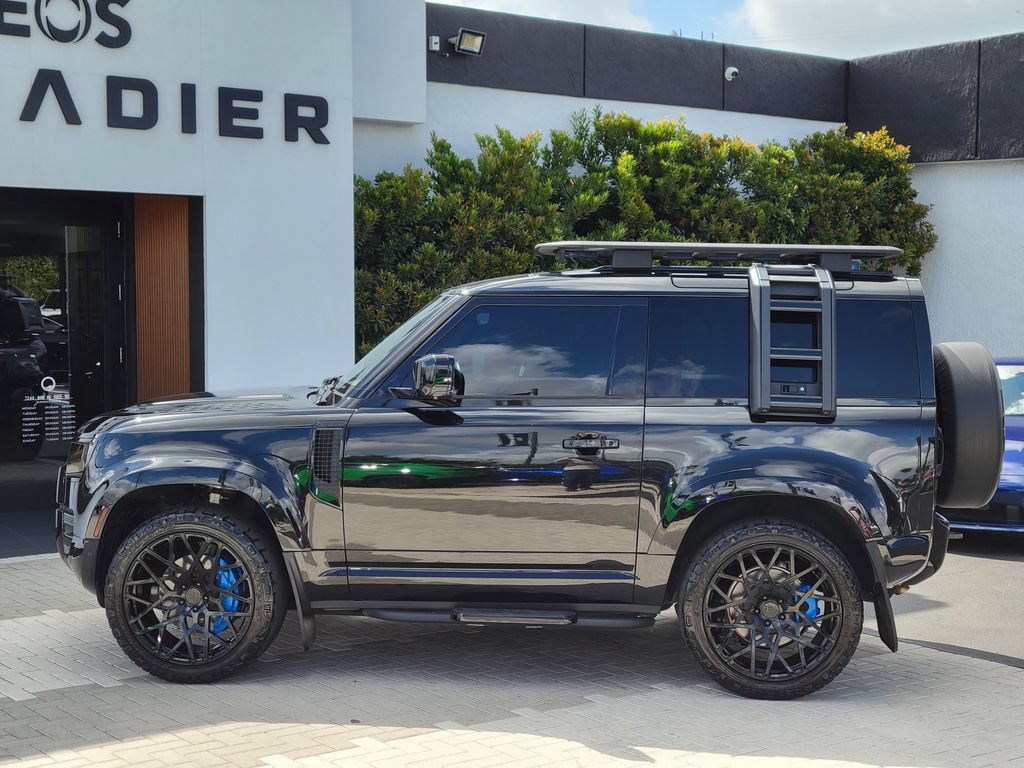 Used 2022 Land Rover Defender 90 X-Dynamic S AWD/4WD image 5