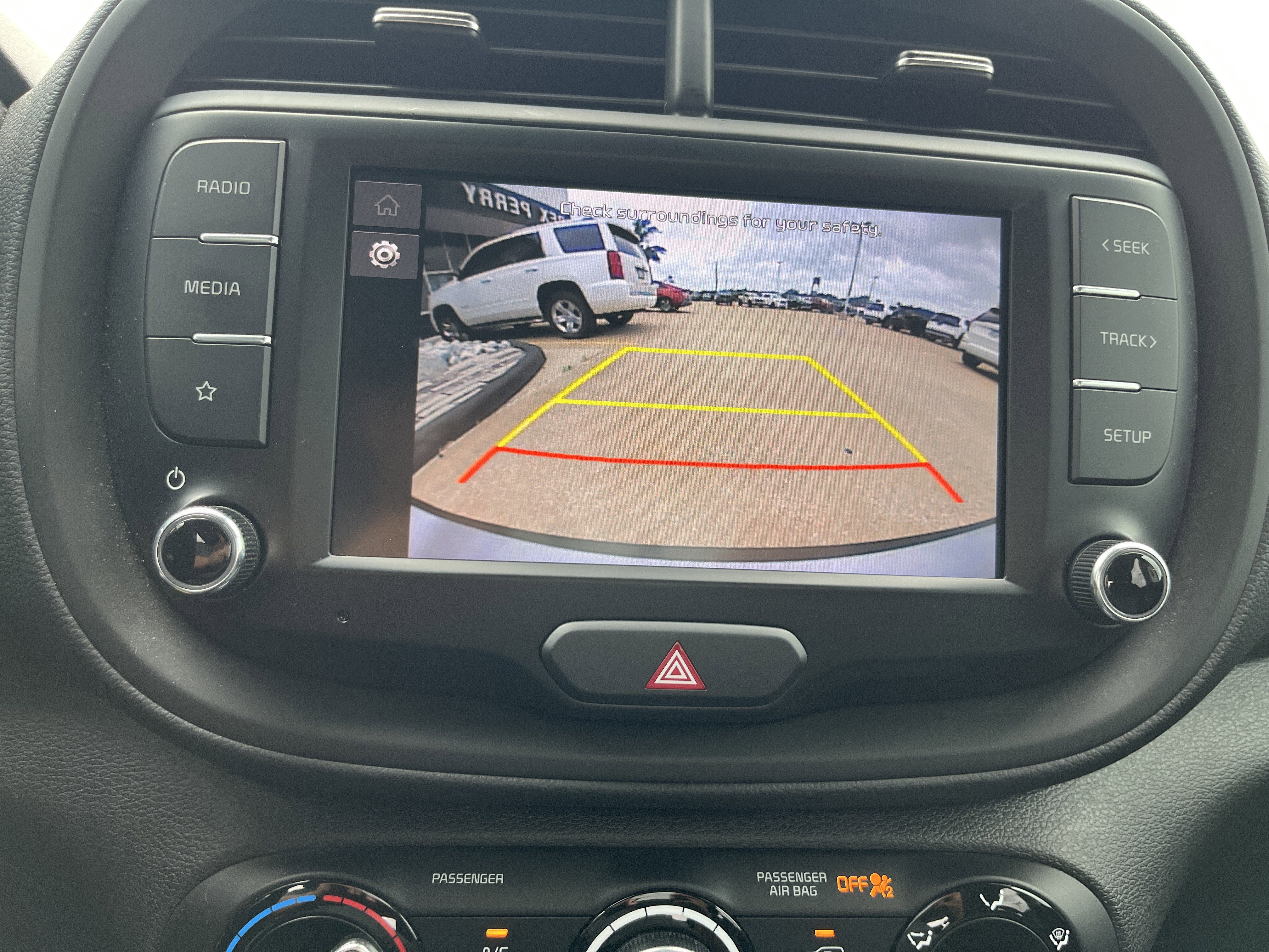 Used 2023 Kia Soul LX FWD image 6