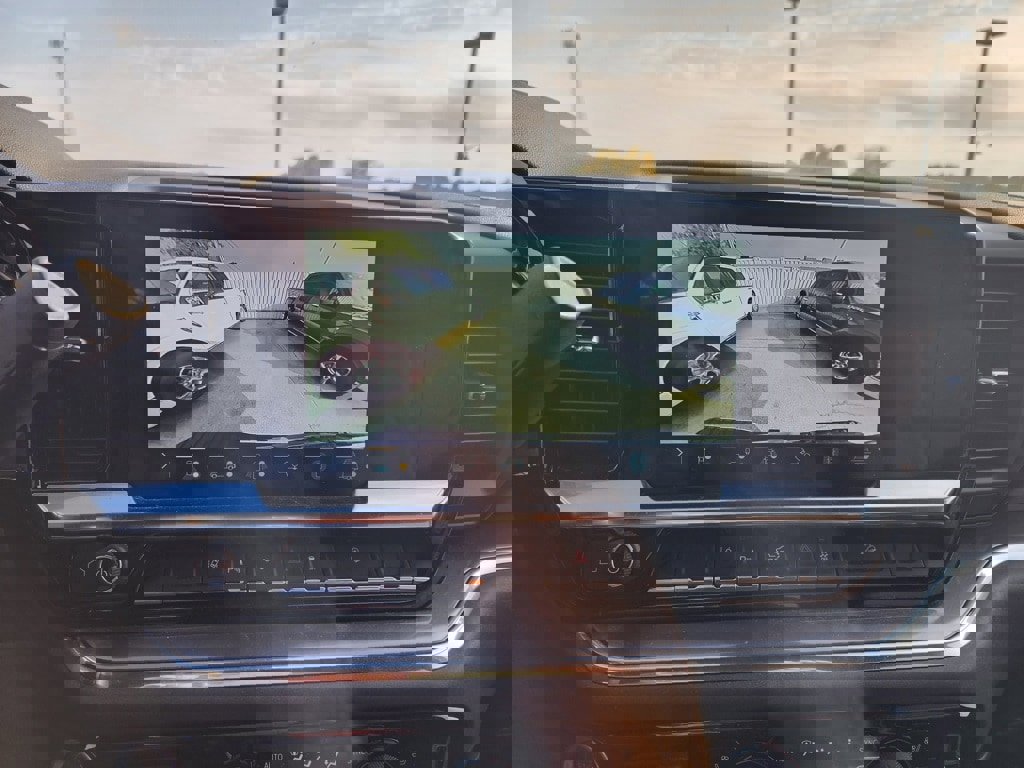 Used 2024 Chevrolet Silverado 2500 High Country w/ Technology Package image 15