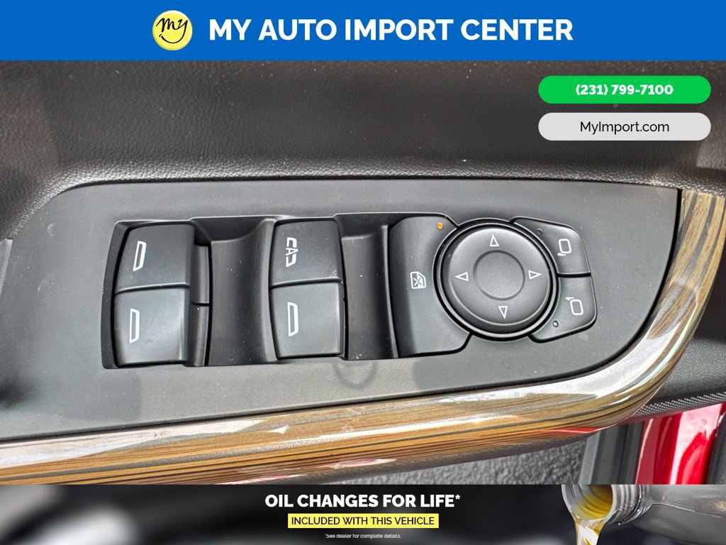 Used 2023 GMC Acadia SLE w/ Driver Convenience Package FWD image 11