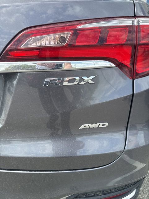 Used 2017 Acura RDX AWD w/ Technology Package image 4