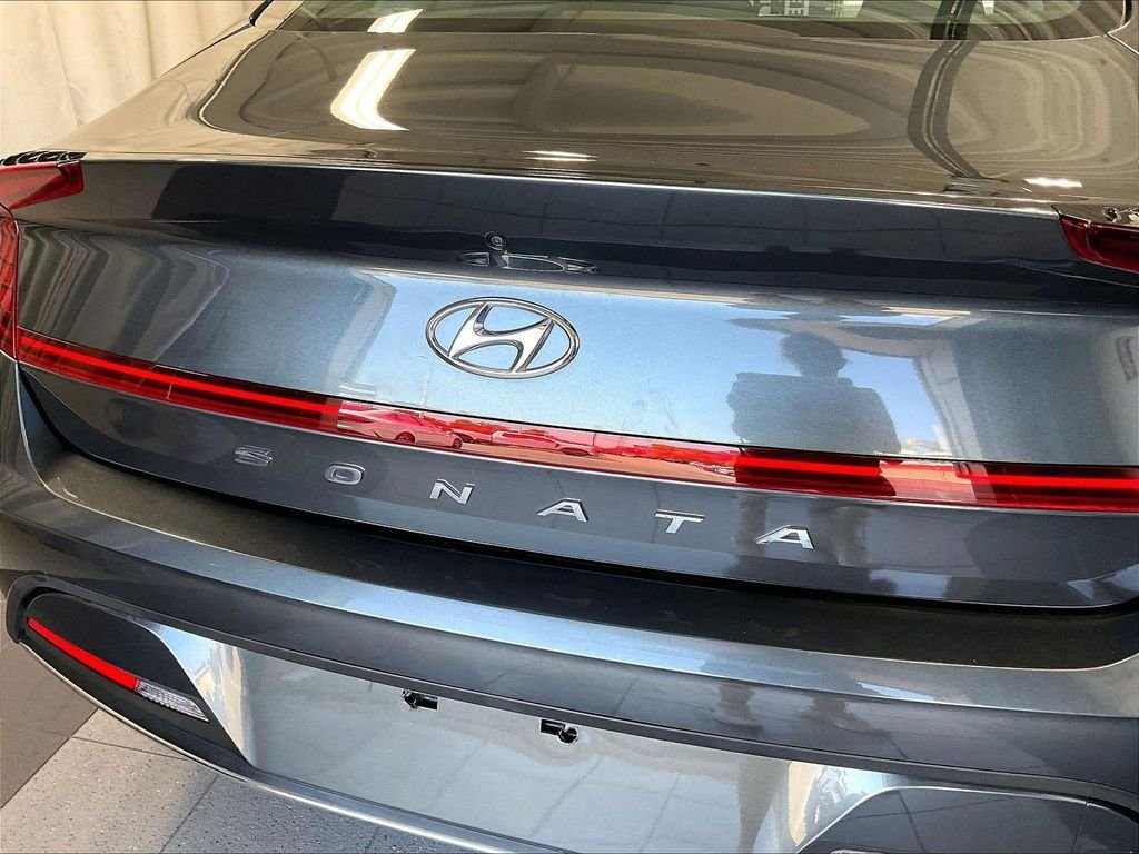 Used 2023 Hyundai Sonata SE w/ Cargo Package FWD image 28