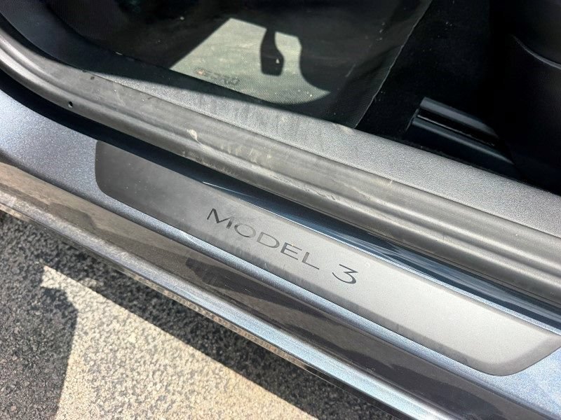 Used 2023 Tesla Model 3 Standard Range RWD image 36