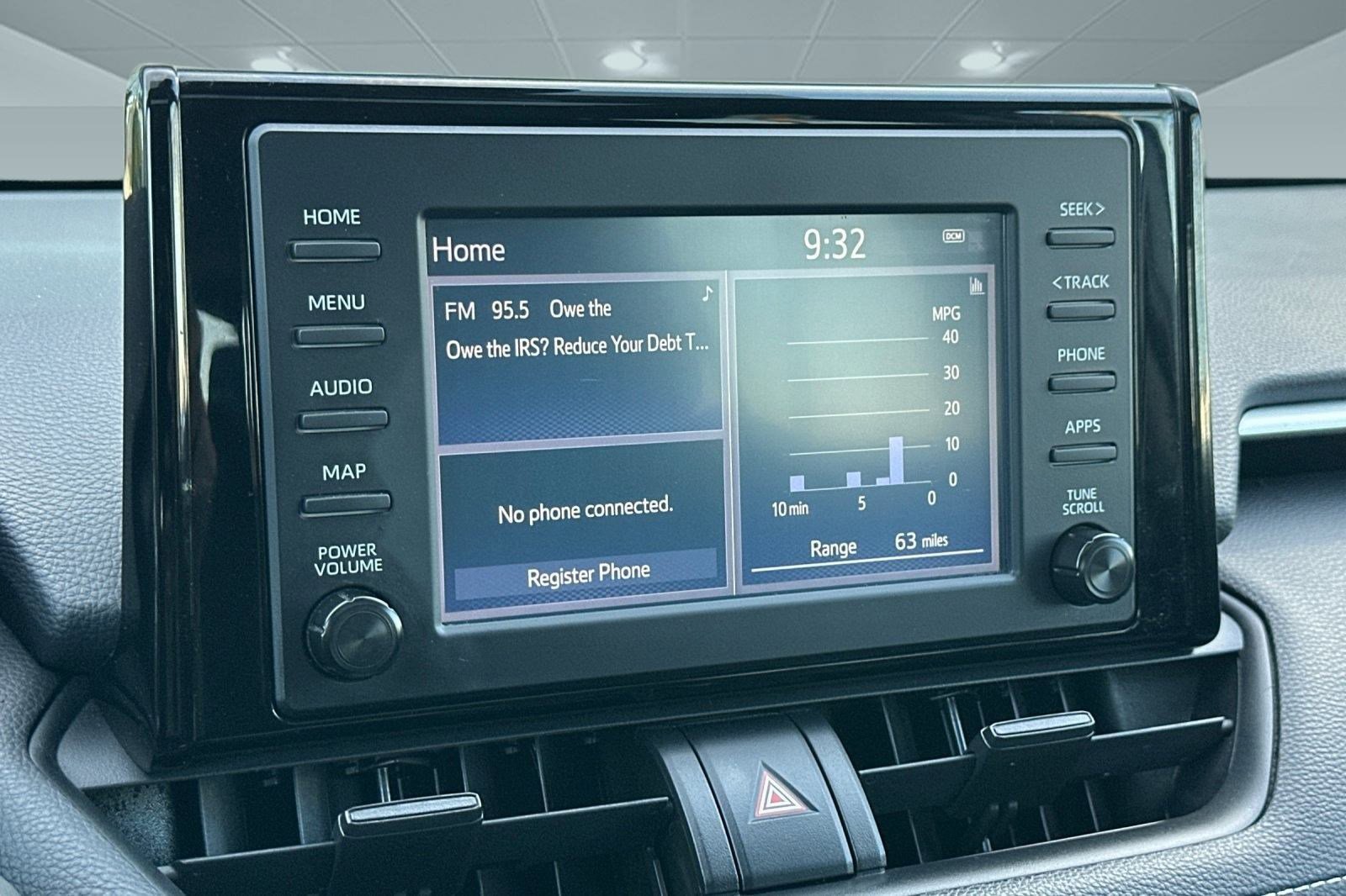 Used 2019 Toyota RAV4 XLE w/ Carpet Mat Package image 23