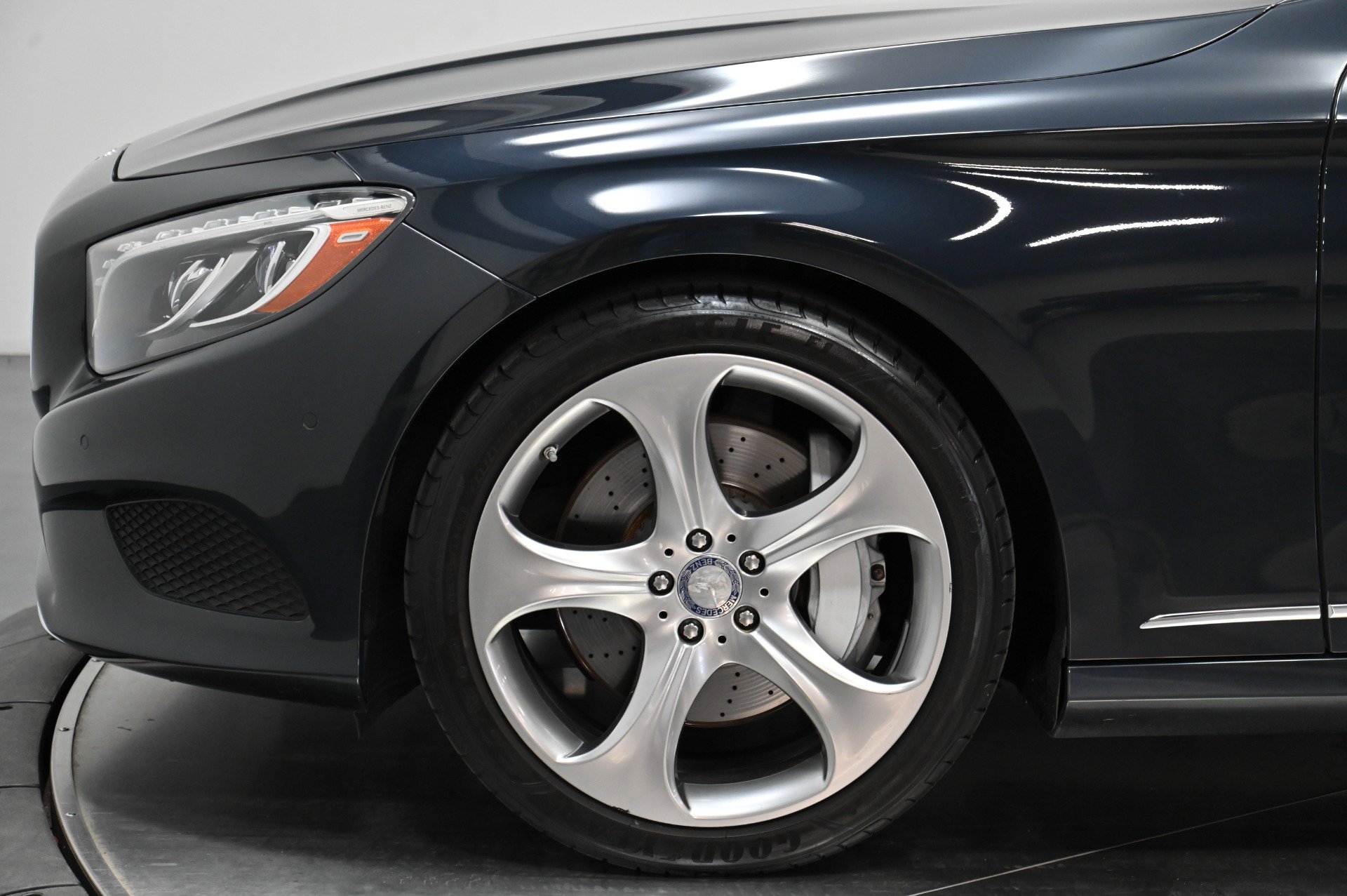 Used 2015 Mercedes-Benz S 550 4MATIC Coupe image 46