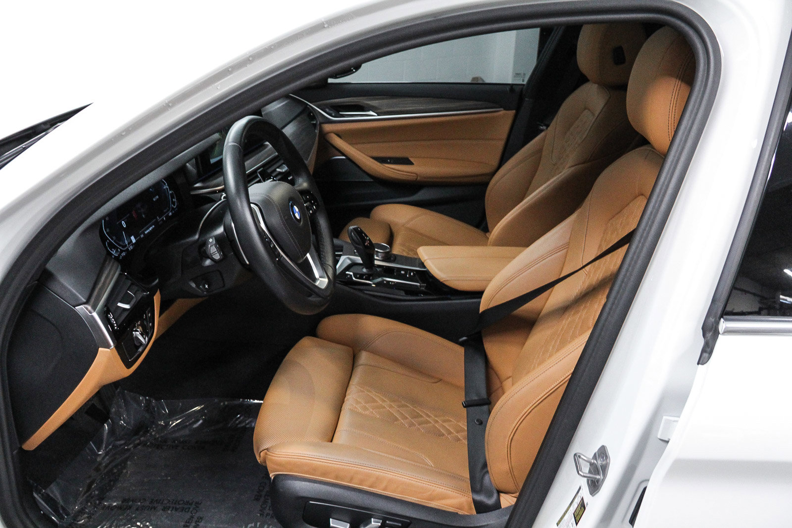 Certified 2023 BMW 530e 530e w/ Premium Package image 19