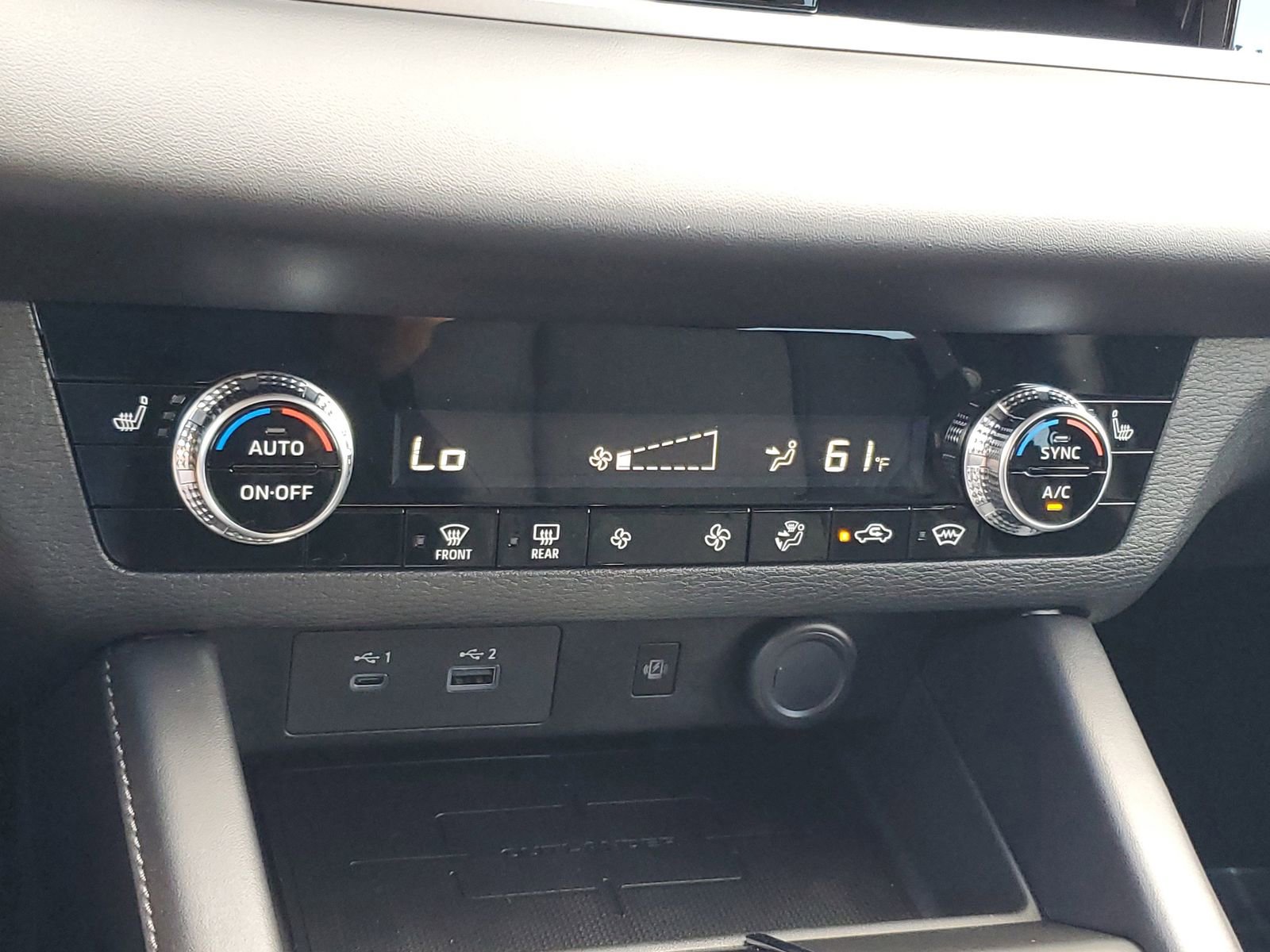New 2025 Mitsubishi Outlander SE AWD/4WD image 18