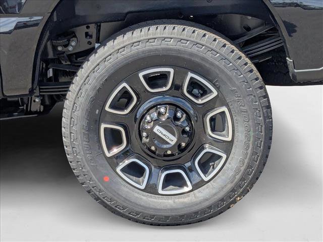 New 2025 Ford F250 Platinum image 10