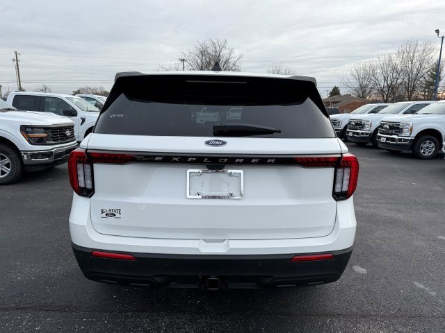 New 2026 Ford Explorer Active RWD image 5