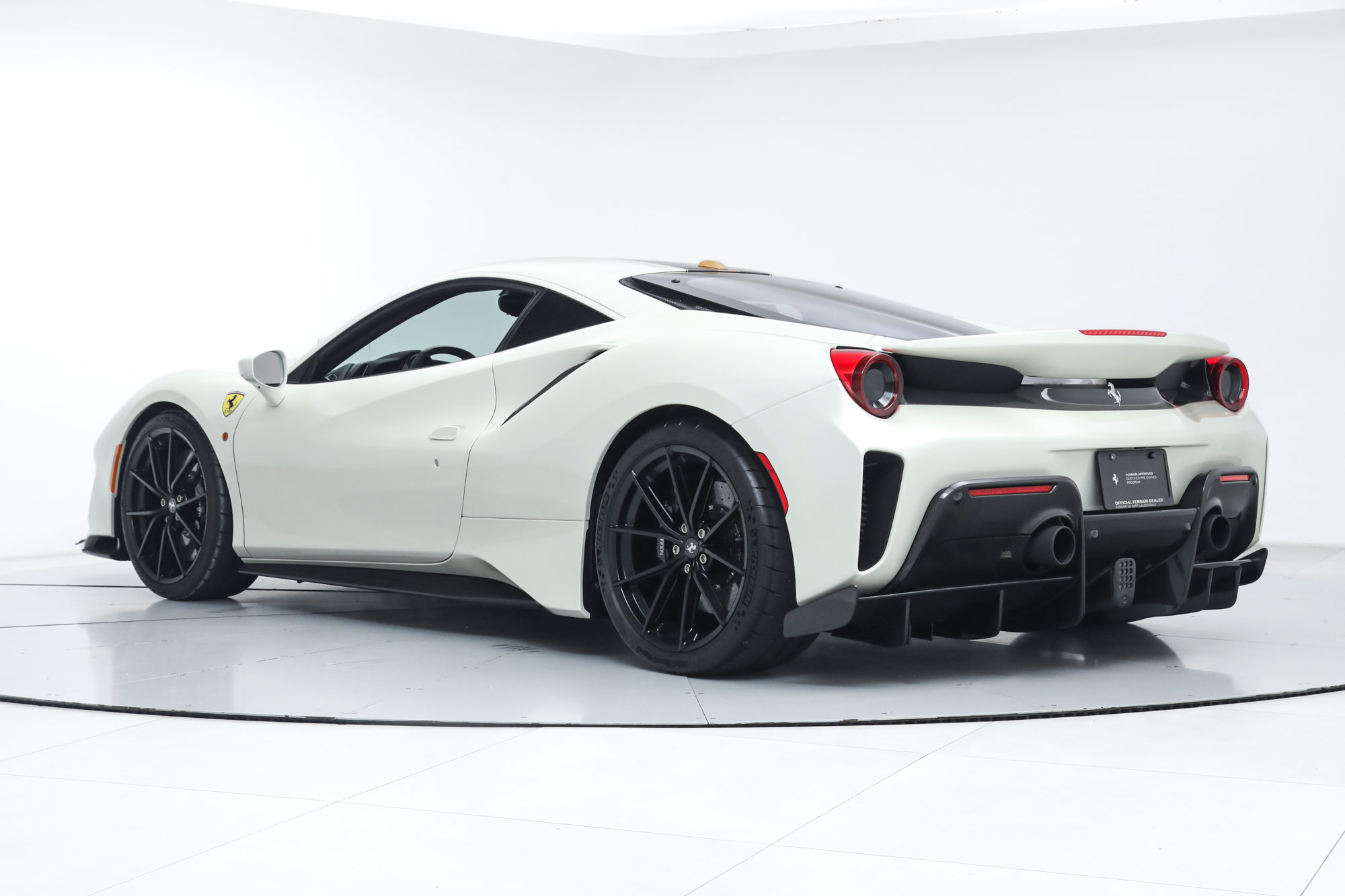 Certified 2020 Ferrari 488 Pista Coupe RWD image 7