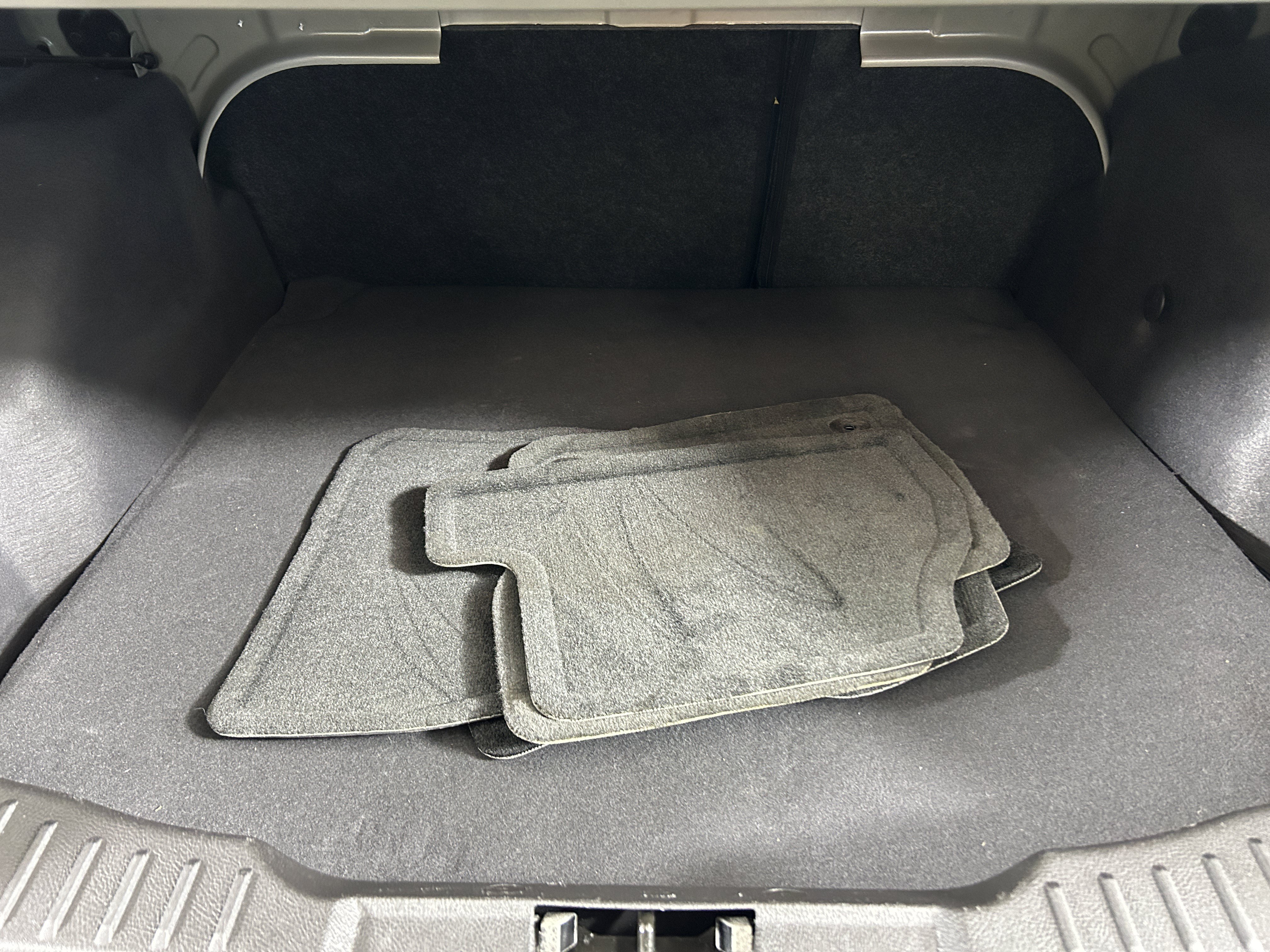 Used 2018 Ford Focus SE FWD image 22