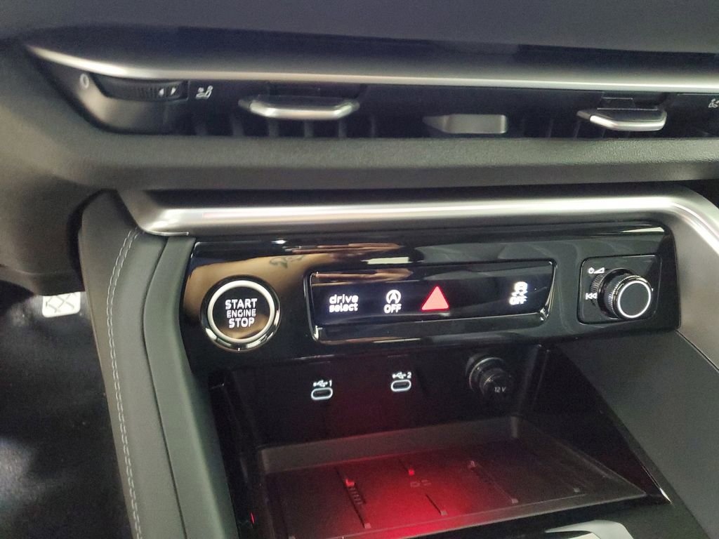 New 2026 Audi Q5 Premium Plus AWD/4WD image 32