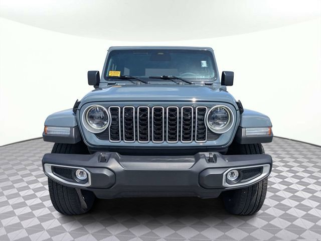 Used 2025 Jeep Wrangler Unlimited Sahara AWD/4WD image 8