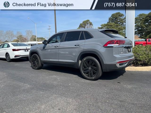 Used 2023 Volkswagen Atlas Cross Sport SE w/ Black Wheel Package image 6