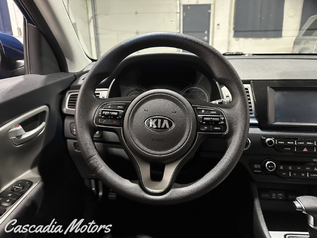 Used 2019 Kia Niro LX FWD image 34
