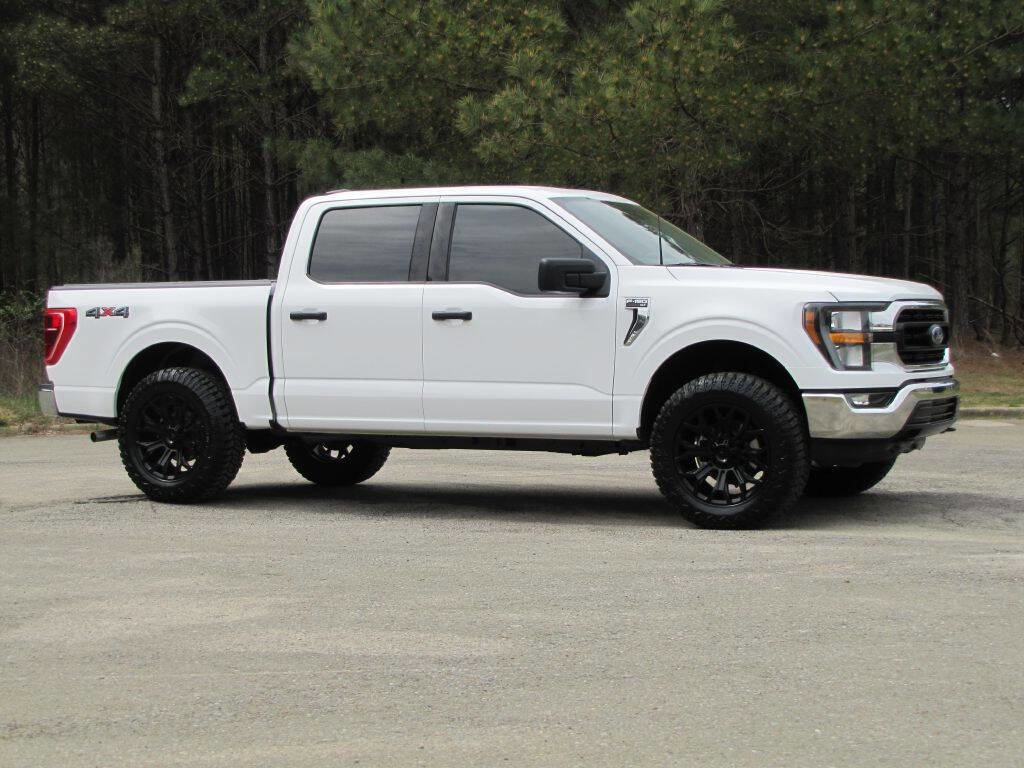 Used 2023 Ford F150 XLT w/ Equipment Group 301A Mid image 3