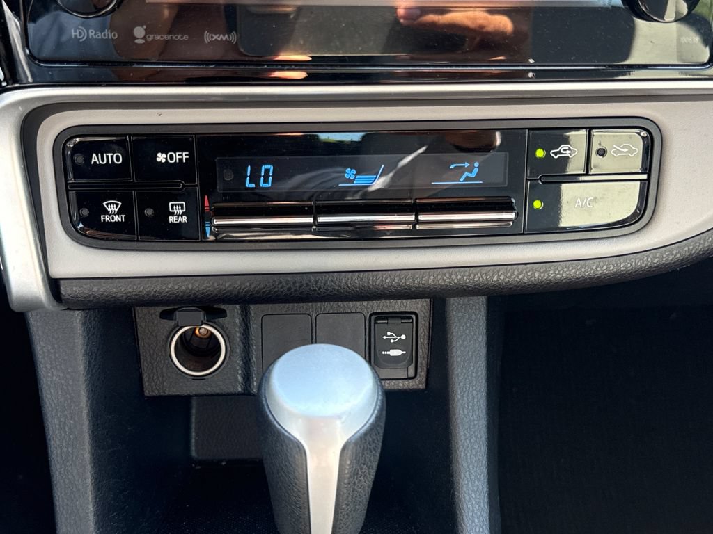 Used 2017 Toyota Corolla L FWD image 24