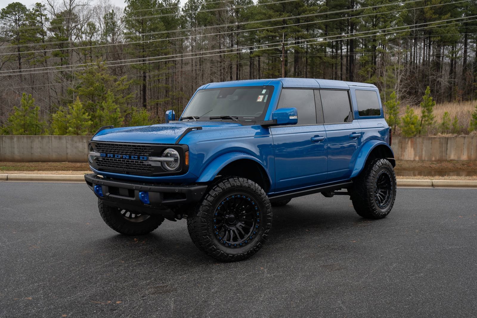 Used 2024 Ford Bronco Badlands image 4