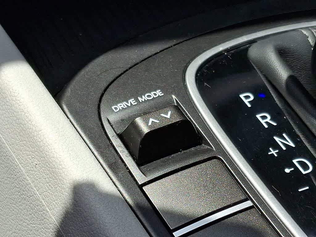 Used 2024 Hyundai Kona SEL FWD image 23