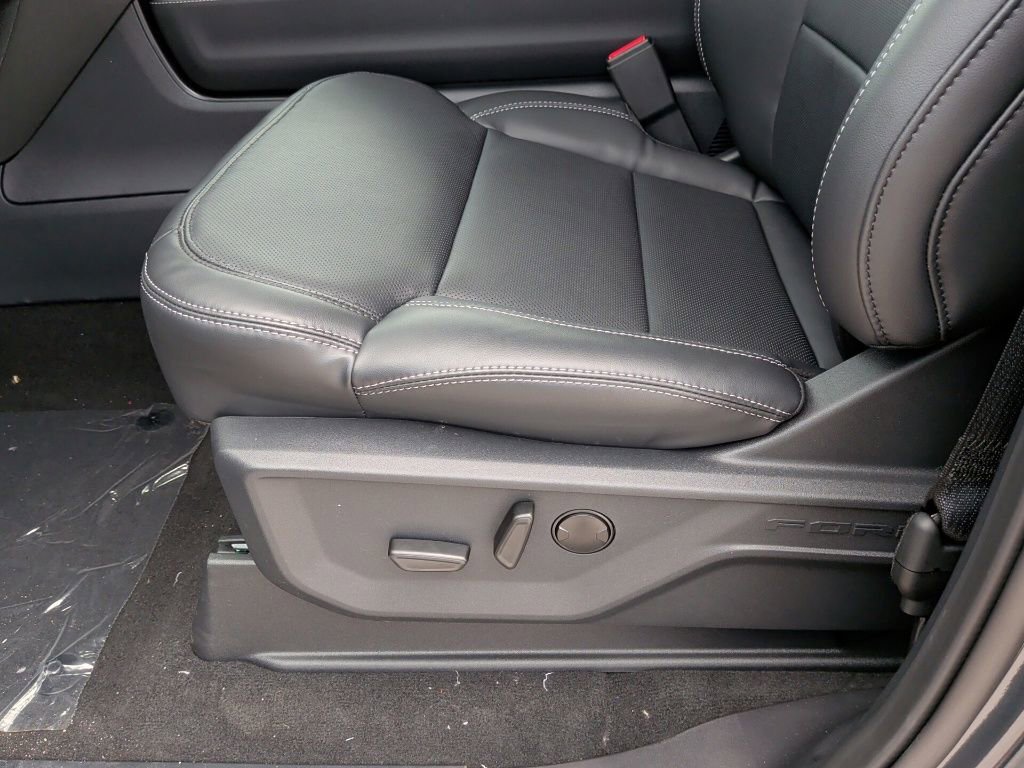 New 2026 Ford Expedition Max Platinum AWD/4WD image 14
