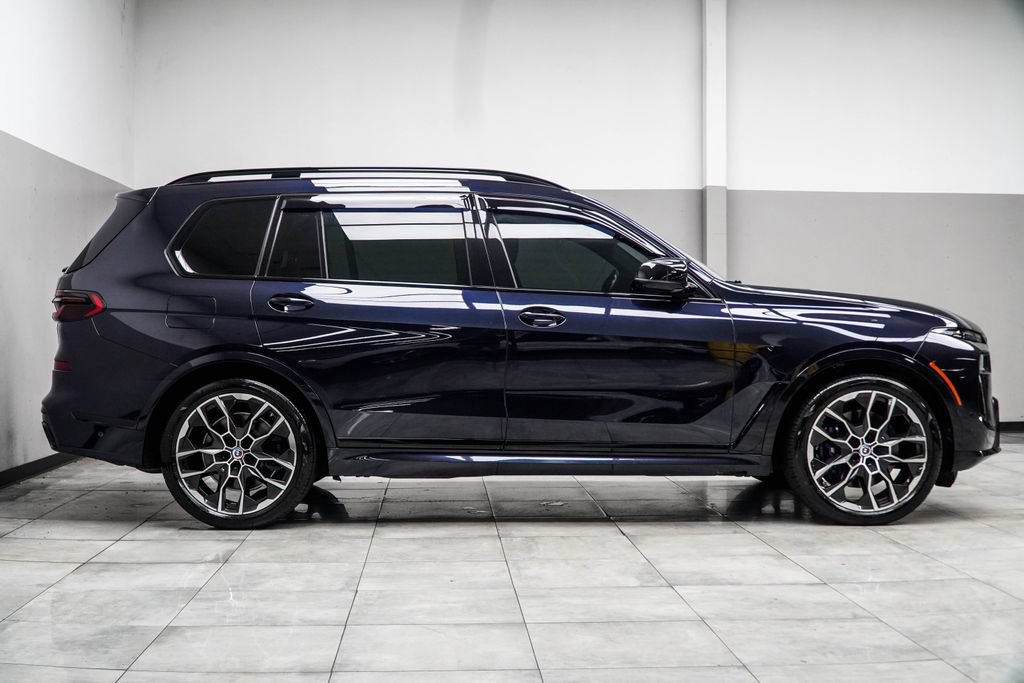 Used 2023 BMW X7 M60i w/ Executive Package AWD/4WD image 7
